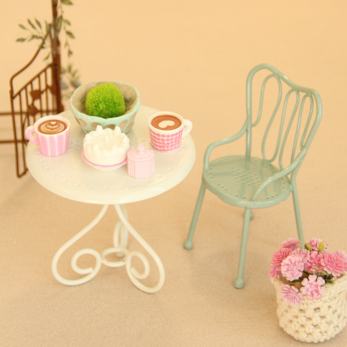 Miniaturowy żelazny zestaw sto – Outdoor Furniture Hotel recenzja i cena