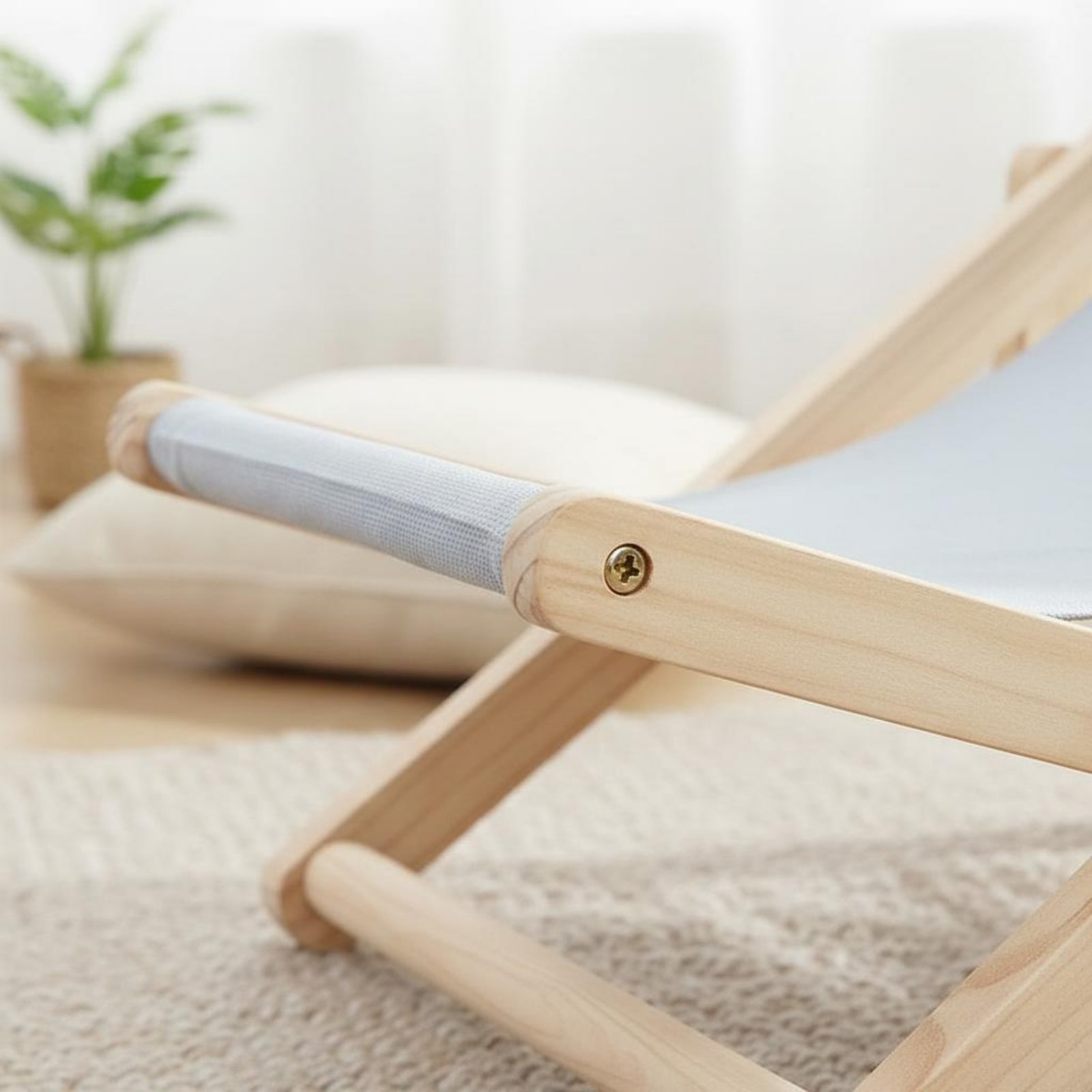 Leżanka dla zwierząt z podwyżs – Deck Chair Lounger recenzja i cena